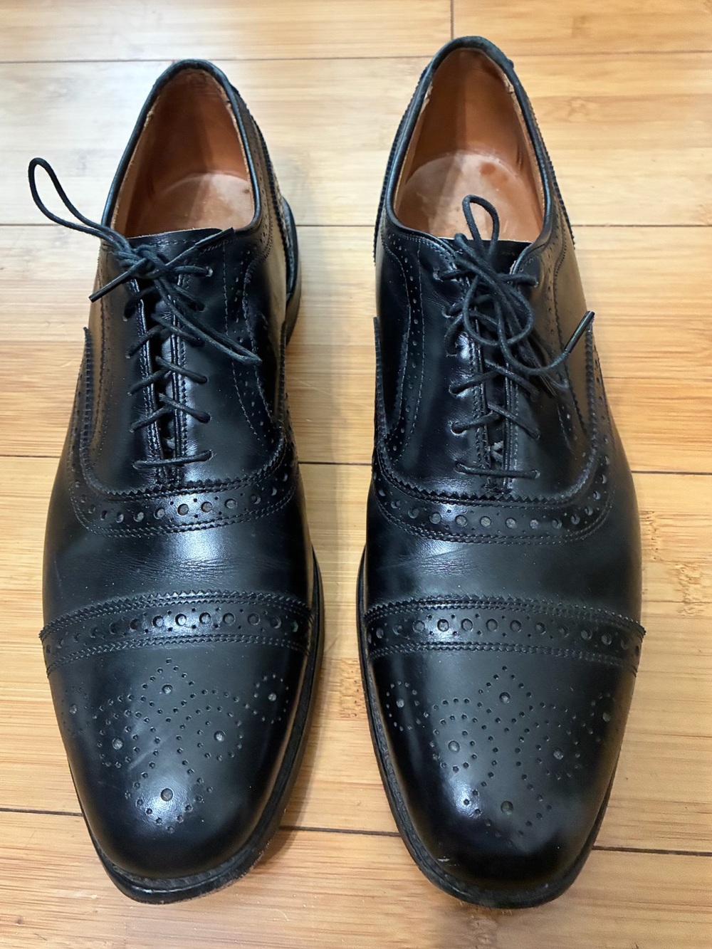 Allen Edmonds Rutland Oxford Dress Shoe